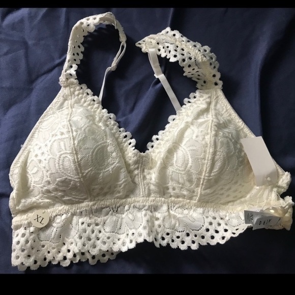 AEROPOSTAL LACE BRALETTE - Picture 1 of 3
